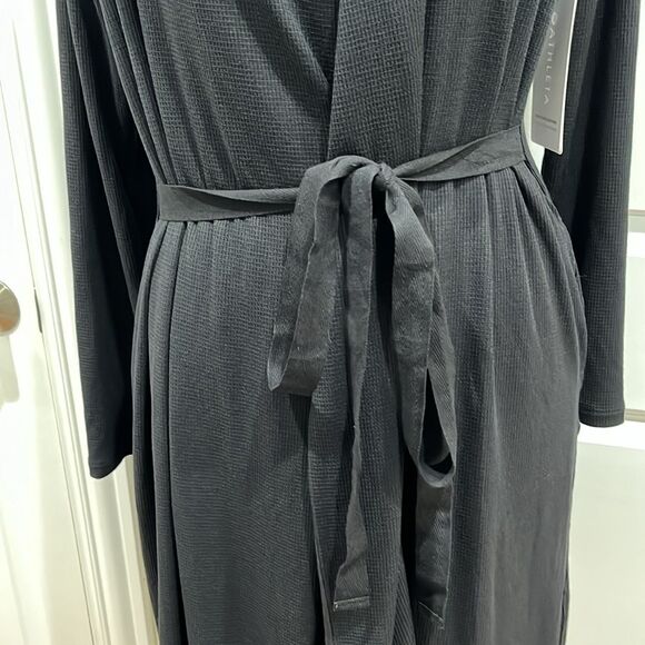 New! Athleta Wind Down Sleep Robe Size Medium Black NWT - Picture 4 of 16